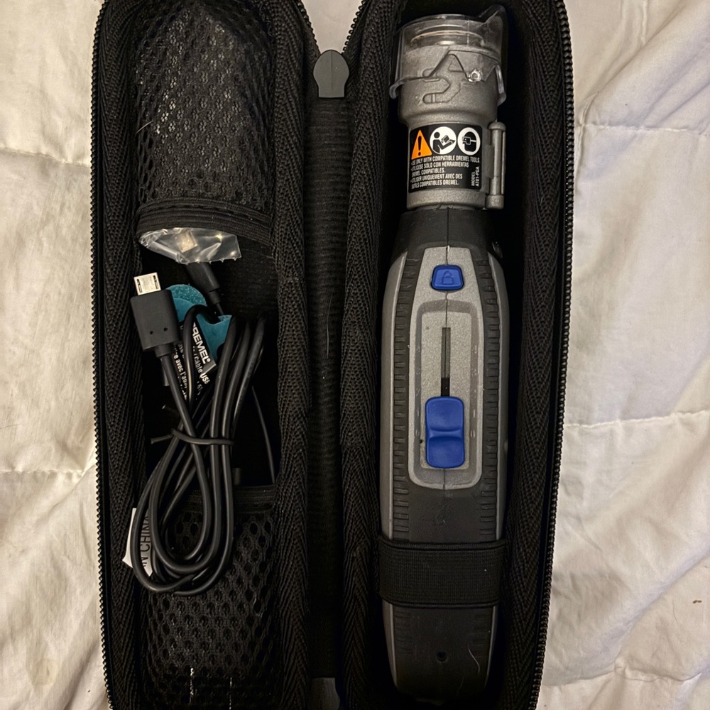 Dremel PawControl 7760-PGK Nail Grinder Kit with Accessories and Carrying Case